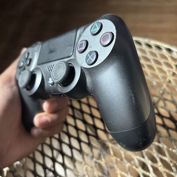 Sony PlayStation 4 PS4 DualShock 4 Wireless Controller Silver Black CUH-ZCT2E - Picture 2 of 10